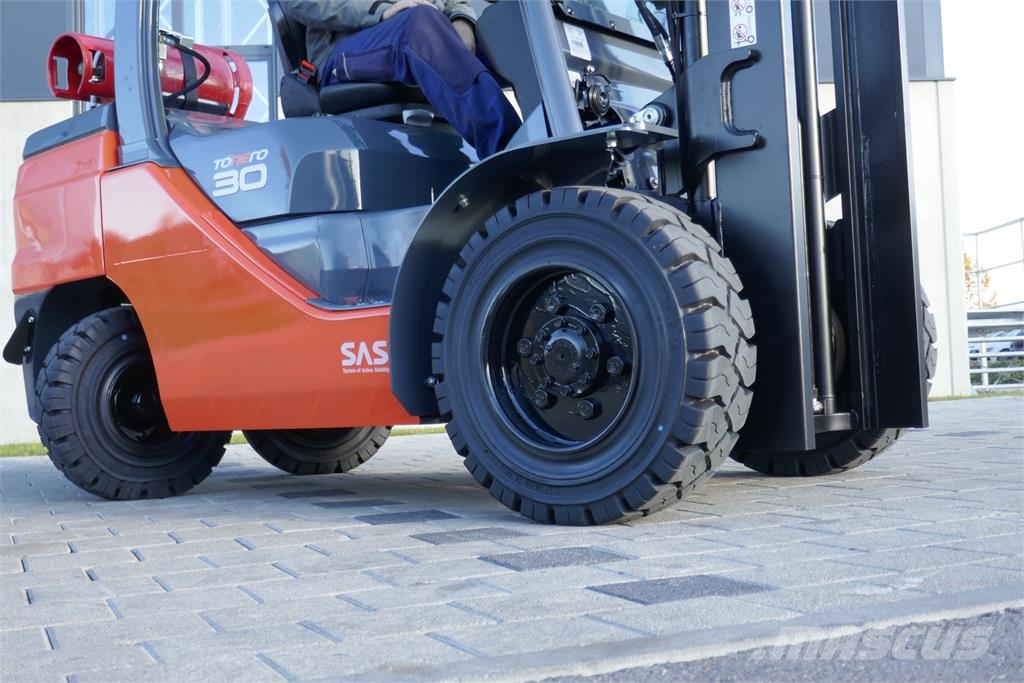Toyota 02-8FGF30 Gaasitõstukid