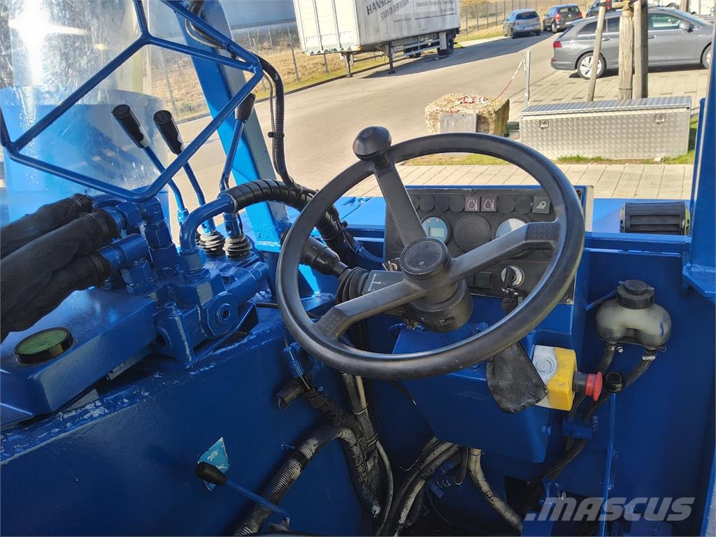 Valla 250 E 其他升降機械