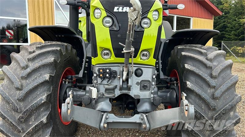 CLAAS AXION 870 CMATIC Traktorji