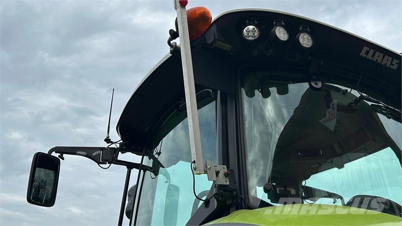 CLAAS AXION 920 CMATIC Traktorer