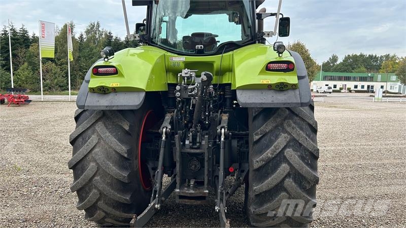 CLAAS AXION 920 CMATIC Traktorer