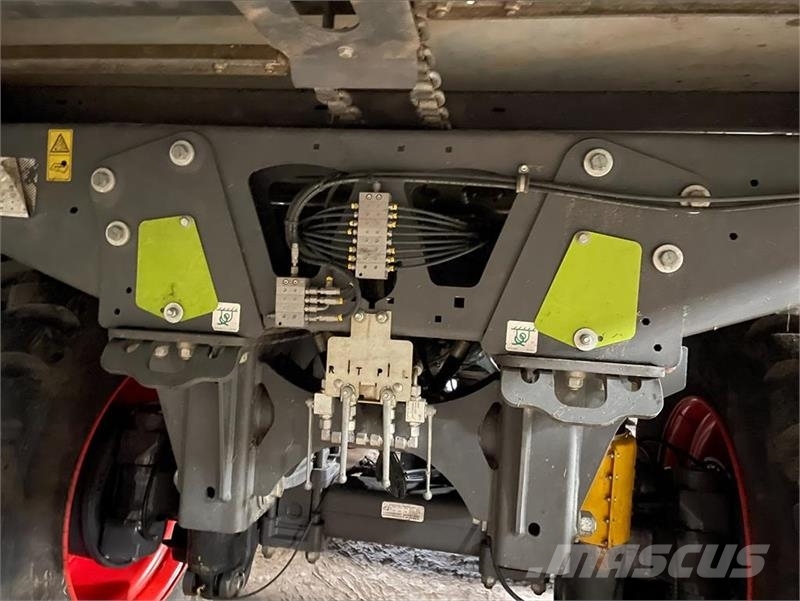 CLAAS CARGOS 760 BUSINESS TRIDEM ملقمات خلاط