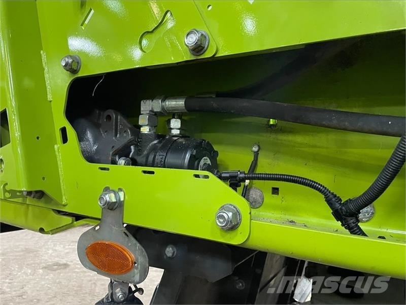 CLAAS CARGOS 760 BUSINESS TRIDEM ملقمات خلاط