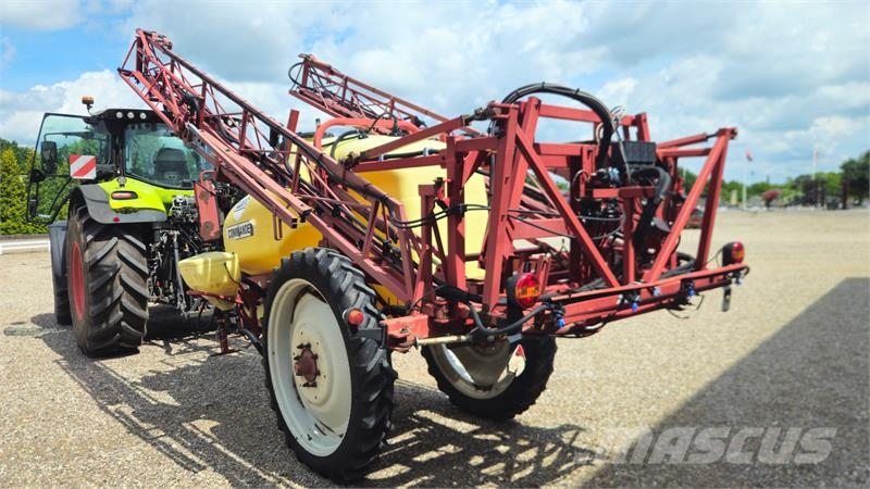 Hardi Commander 2800 الرشاشات