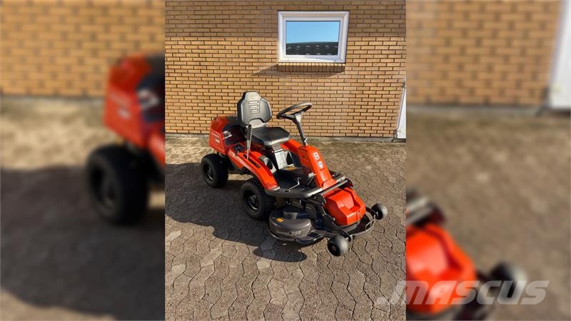 Husqvarna R214TC. inkl. 103cm klipperdæk ركوب الحشائش