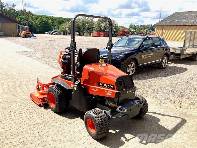 Kubota F251 - 4 WD Utility tool carriers