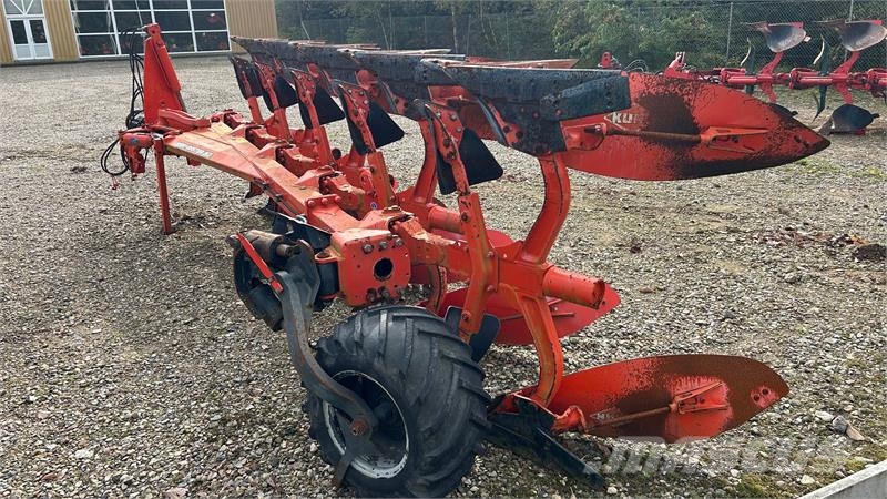Kuhn 5 f. Vari Master 153 NSH محاريث عكسية