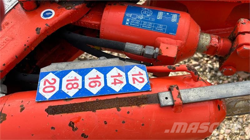 Kuhn Vari-Master 153 Model NSH med T underplove Plugovi obrtači