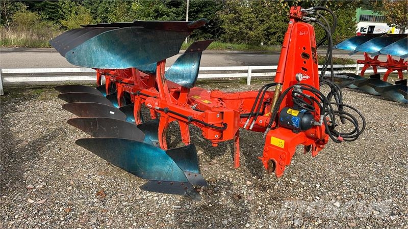 Kuhn Vari-Master 153 Model NSH med T underplove Plugovi obrtači