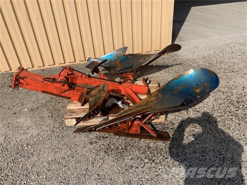 Kuhn VARIMASTER 153 udbygning Udbygning Vari-Master 152 محاريث عكسية