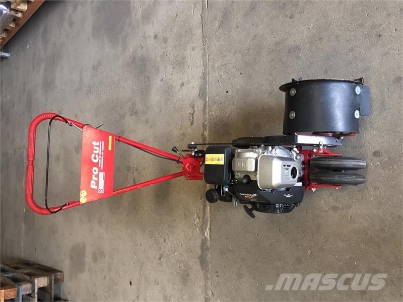 Pro-Cut Rough, trim and surrounds mowers