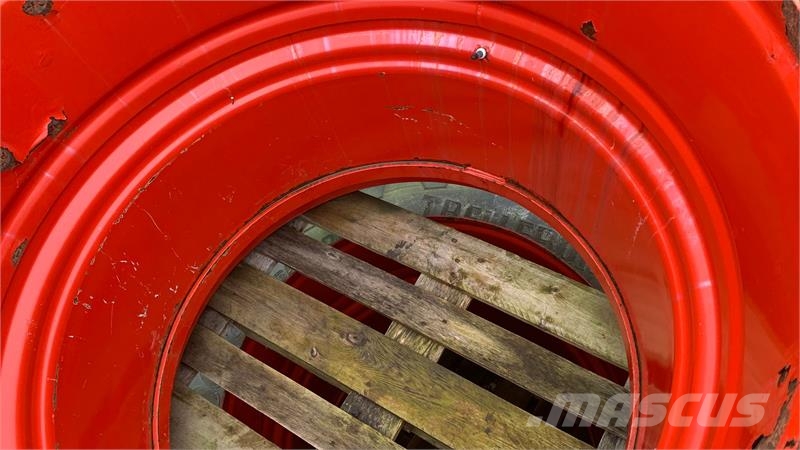 Trelleborg 710/75R42 Tyres, wheels and rims