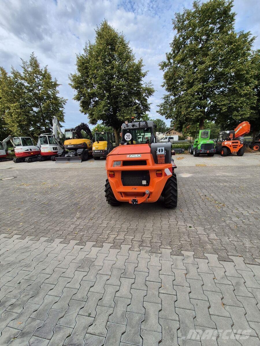 Ausa T 235 H Телескопични товарачи