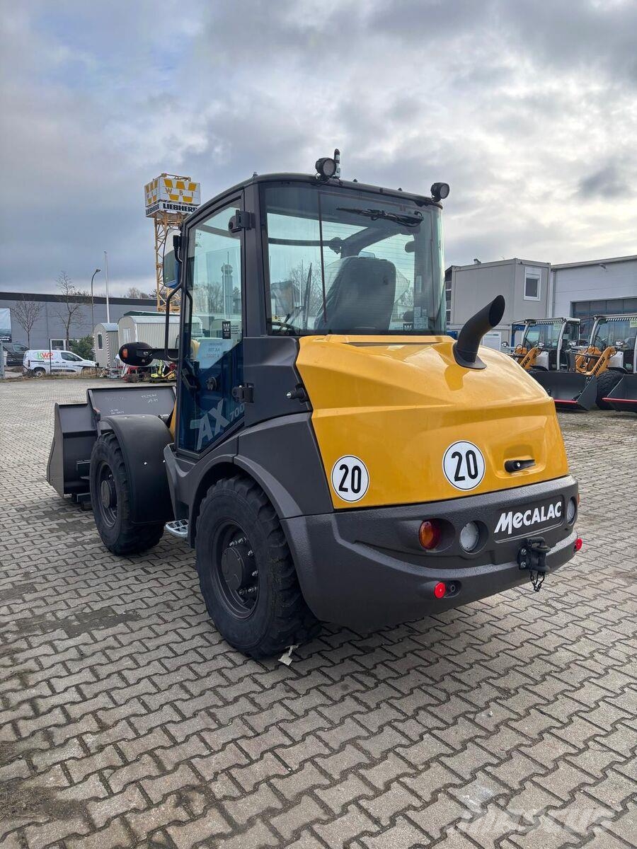 Mecalac AX 700 Teleskopski utovarivači točkaši