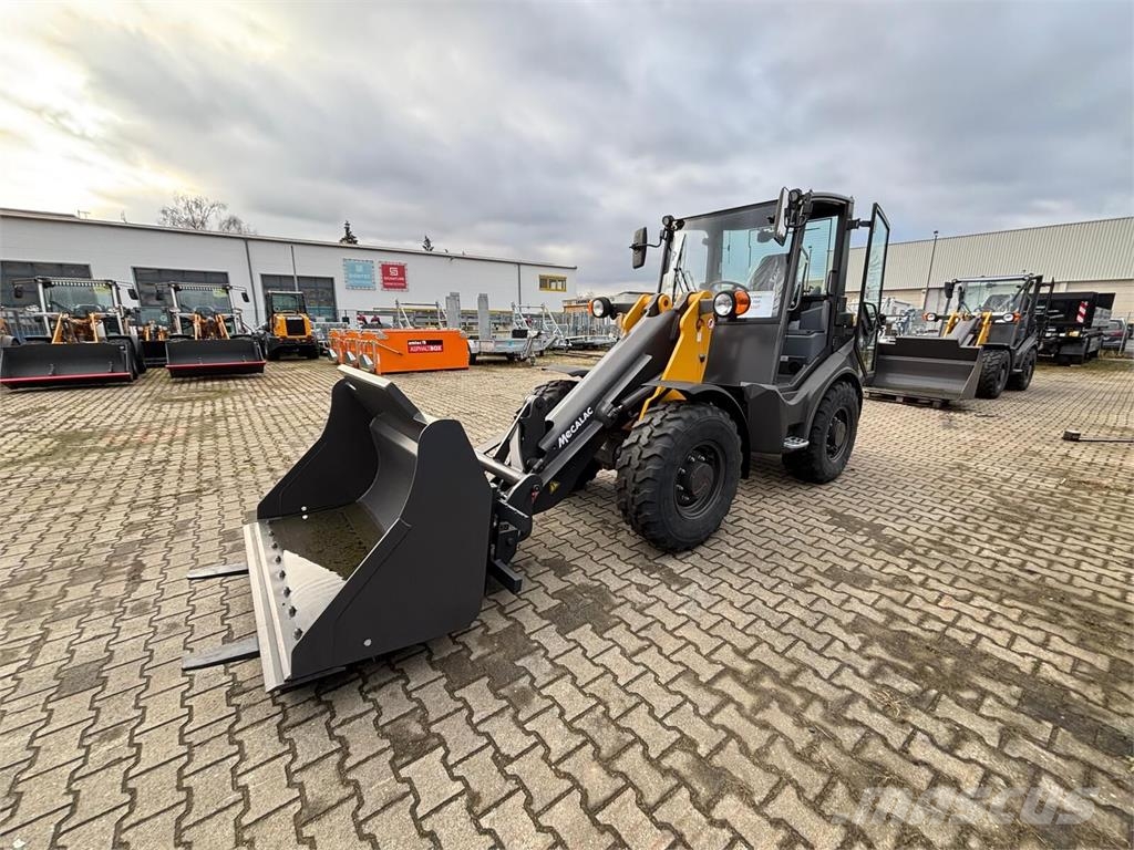 Mecalac AX 700 Teleskopski utovarivači točkaši