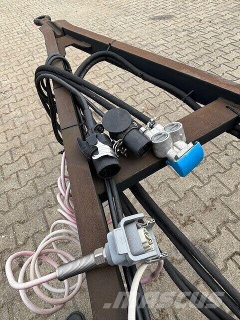 Meiller MG18-ZL 5,4 Platós / Ponyvás pótkocsik