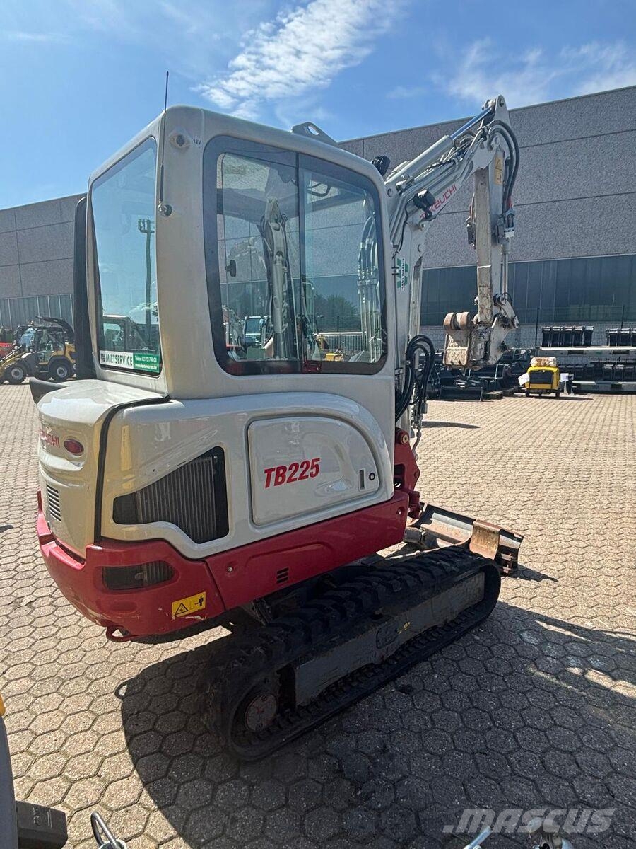 Takeuchi TB 225 V3 Minikaivukoneet < 7t