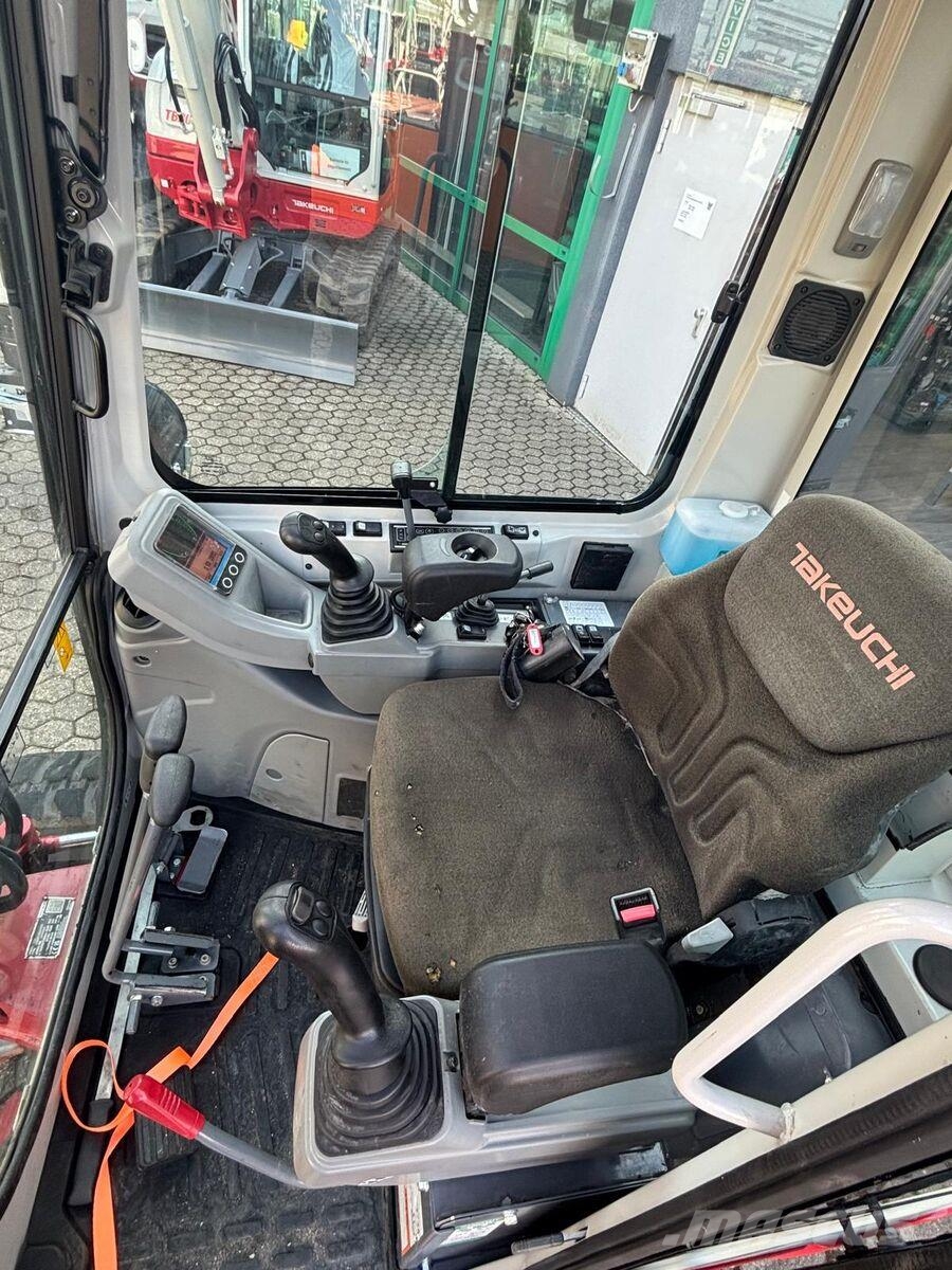 Takeuchi TB 225 V0 Mini pelle < 7t