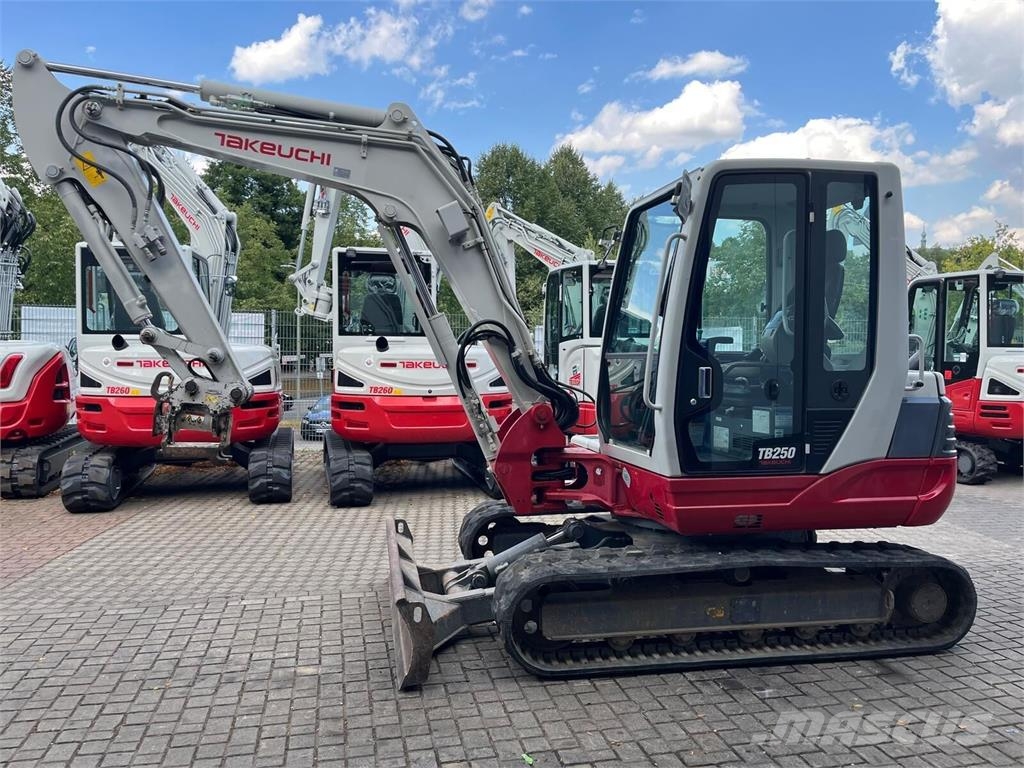 Takeuchi TB 250-2 V3 Minibagger < 7t