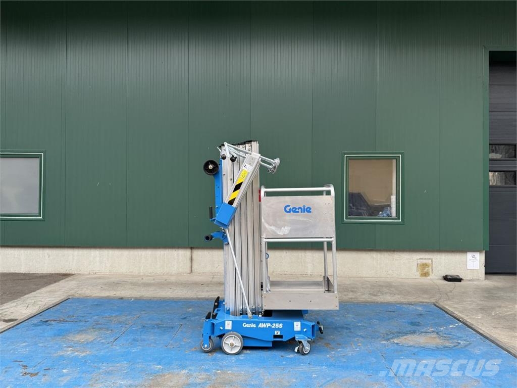 Genie AWP-25S AC Andere Arbeitsbühnen