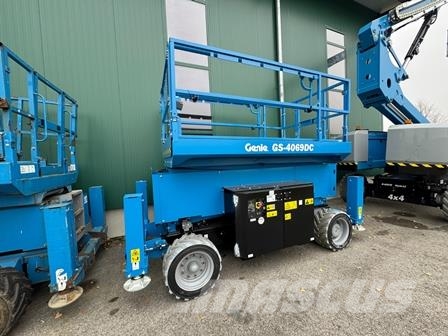 Genie GS-4069 DC Škarjaste dvižne ploščadi