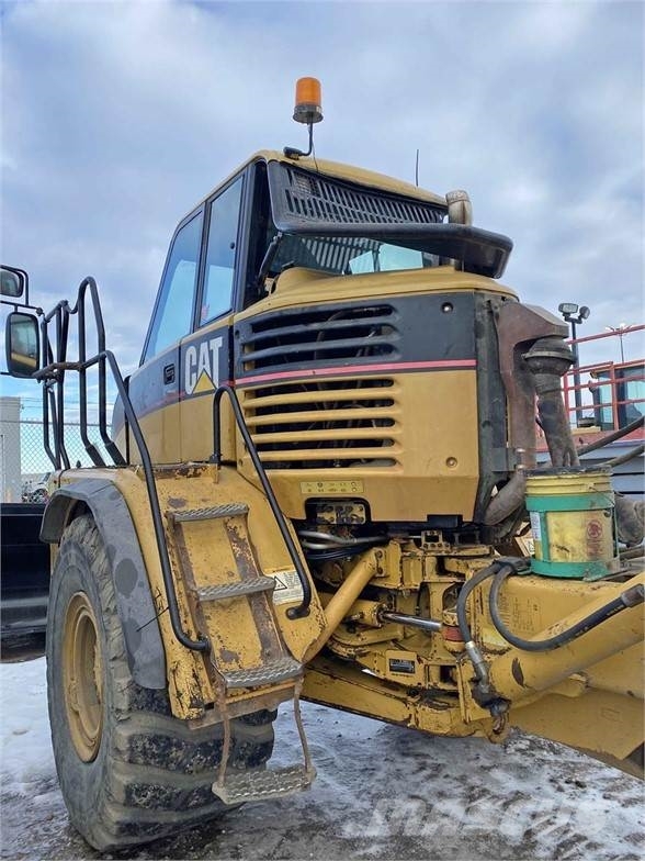 CAT 730 Transportoare articulate