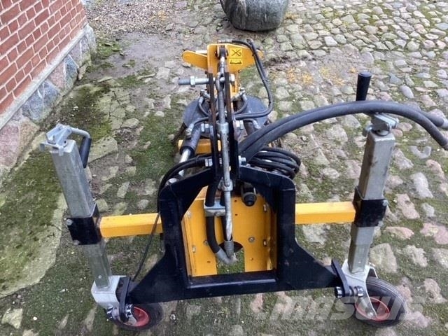 GMR UK 600 HDS Další
