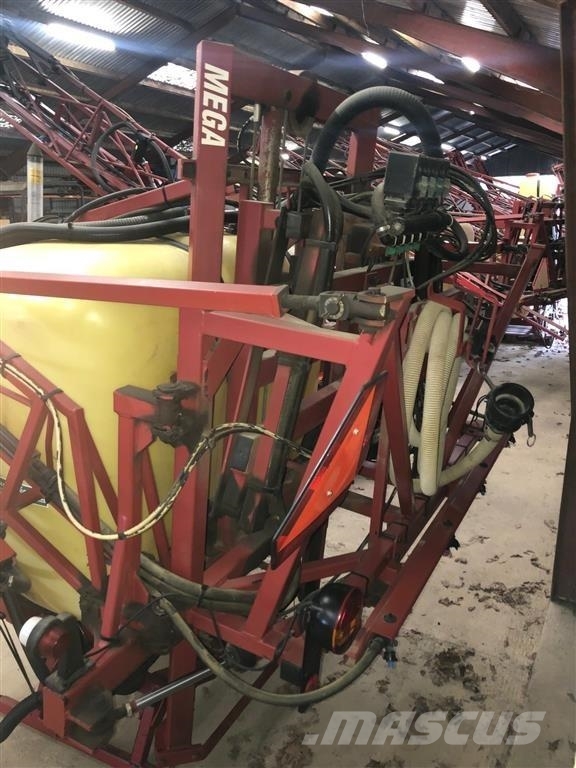 Hardi 16 meter Trailed sprayers