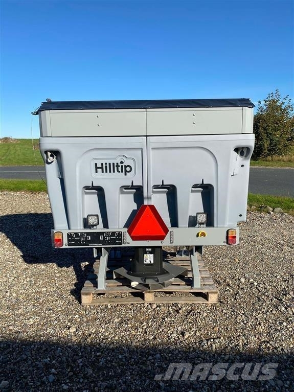 Hilltip Icestriker 1450 TR معدات نشر الرمال والملح