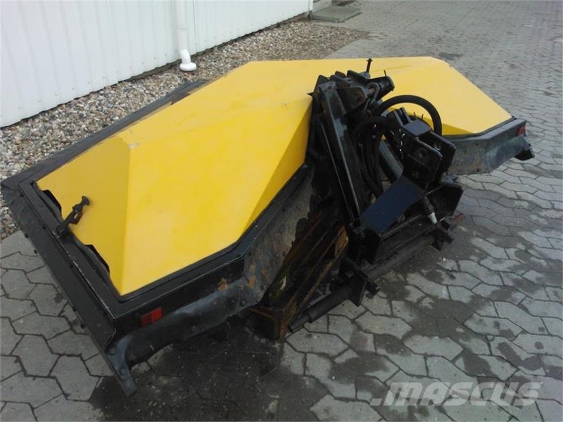 HWH 180cm frontmonteret Mounted and trailed mowers