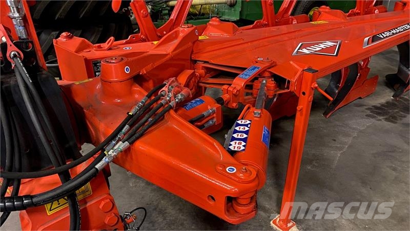 Kuhn 6f Varimaster 183 (5+1) T-ZRL Oboustranné pluhy