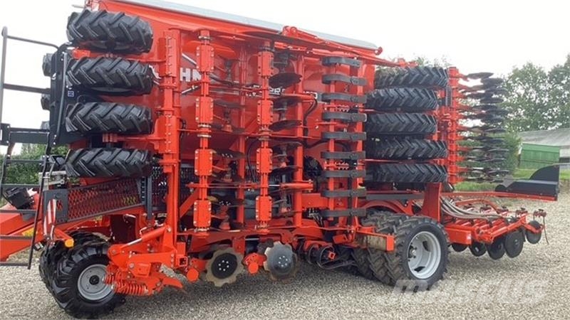 Kuhn 6m Espro 6000RC MIX Combination drills