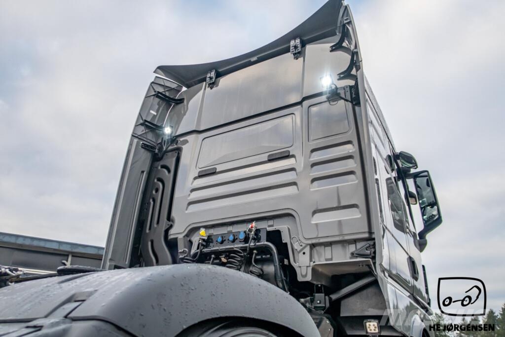 MAN TGX 26.520 6x2/2 BL SA “Individual Lion S” Sattelzugmaschinen