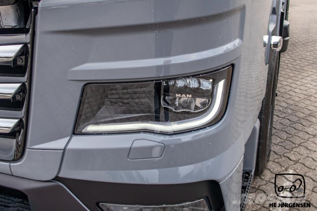 MAN TGX 26.520 6x2/2 BL SA “Individual Lion S” Sattelzugmaschinen