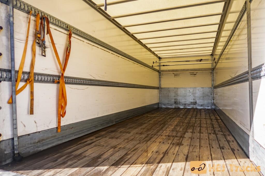 DAF CF320 FA 4X2 m. Box/Lift (18-Pallers) Sanduk kamioni