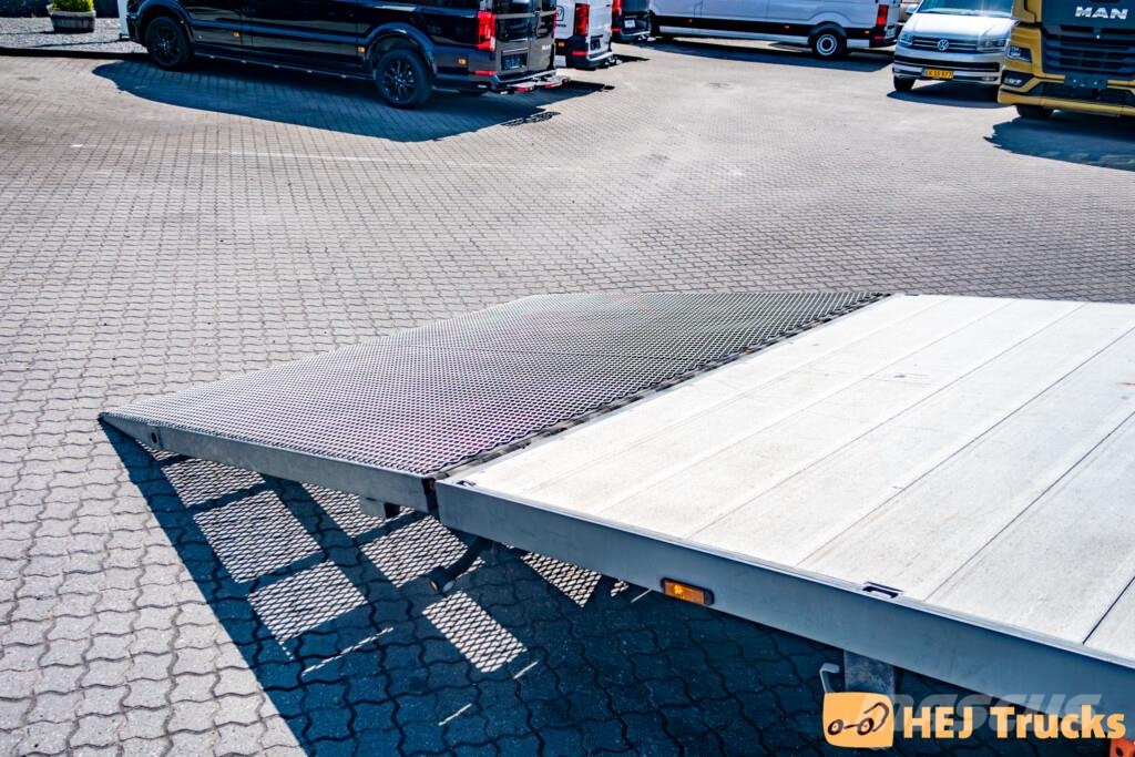 DAF XB 230 4x2 FA m. Fejeblad Otros camiones