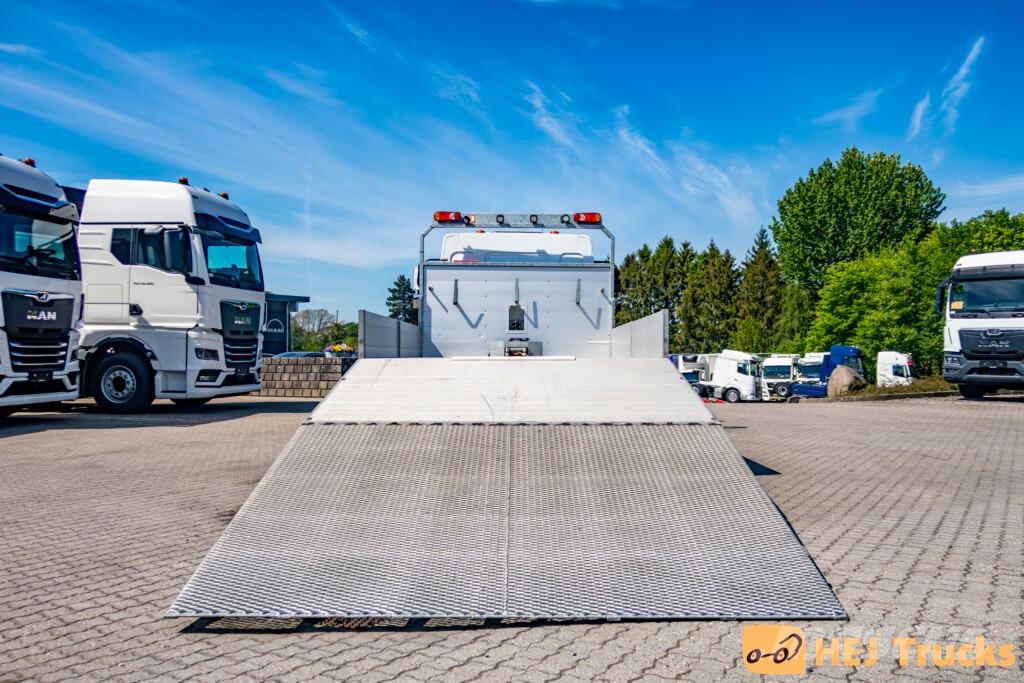 DAF XB 230 4x2 FA m. Fejeblad Otros camiones