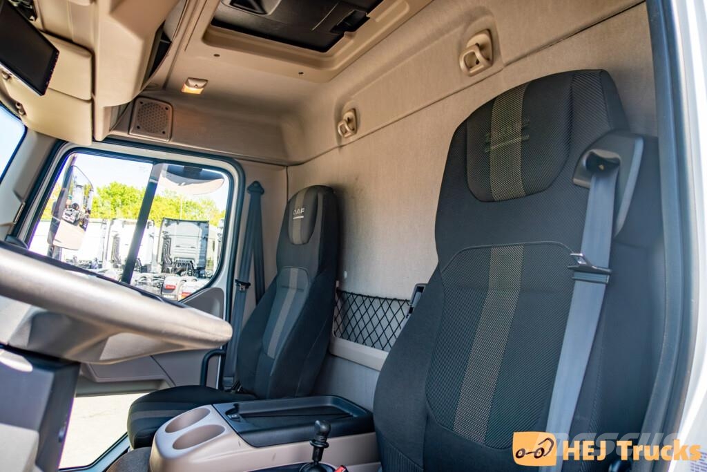 DAF XB 230 4x2 FA m. Fejeblad Otros camiones