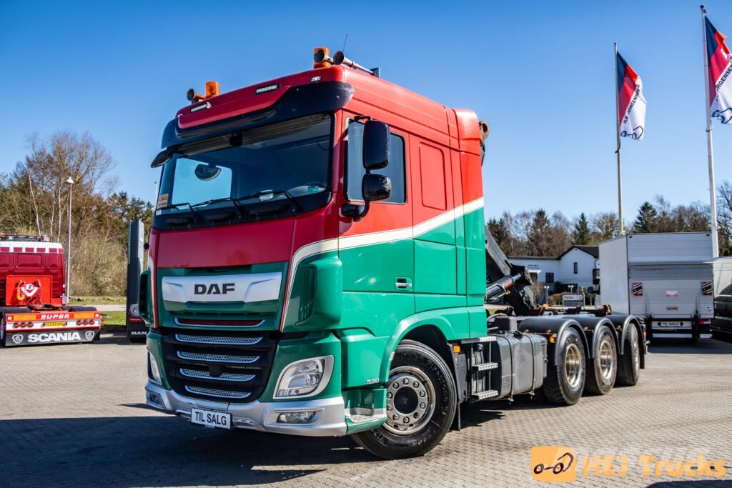 DAF XF 530 8x4/4 m. Kroghejs Vinçli kamyonlar