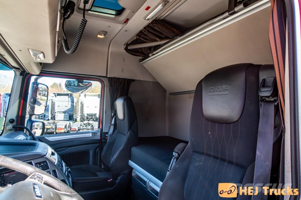 DAF XF 530 8x4/4 m. Kroghejs Vinçli kamyonlar