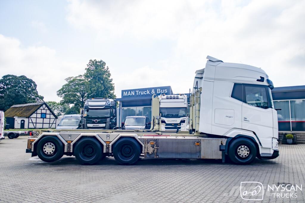 DAF XG+ 530 FAW 8x4*4 m. Kroghejs (JOAB Hookmaster) Camiones polibrazo