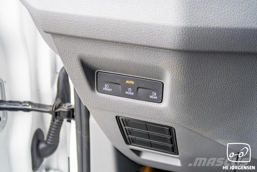 MAN TGE 3.180 L3H3 FWD A8 Övriga bilar