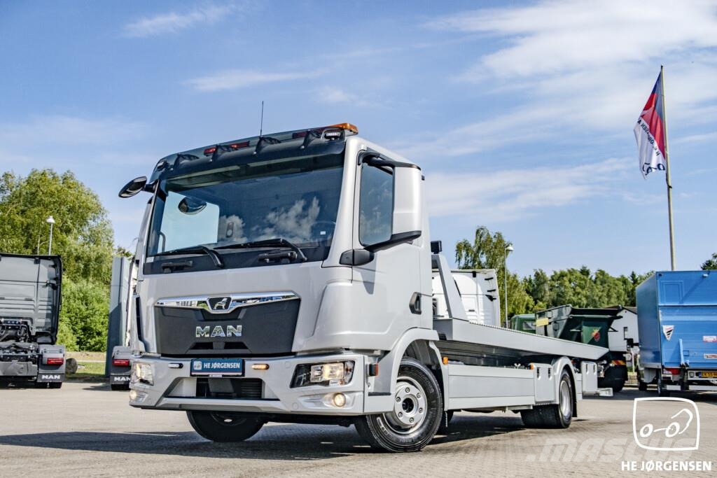 MAN TGL 12.220 4x2 BL CH m. Fejeblad Други