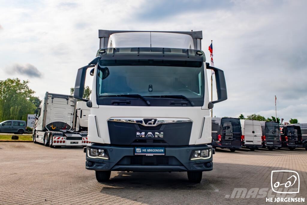 MAN TGL 12.220 4x2 BL CH m. Fragtmandslad/Lift (16-pal Övriga bilar