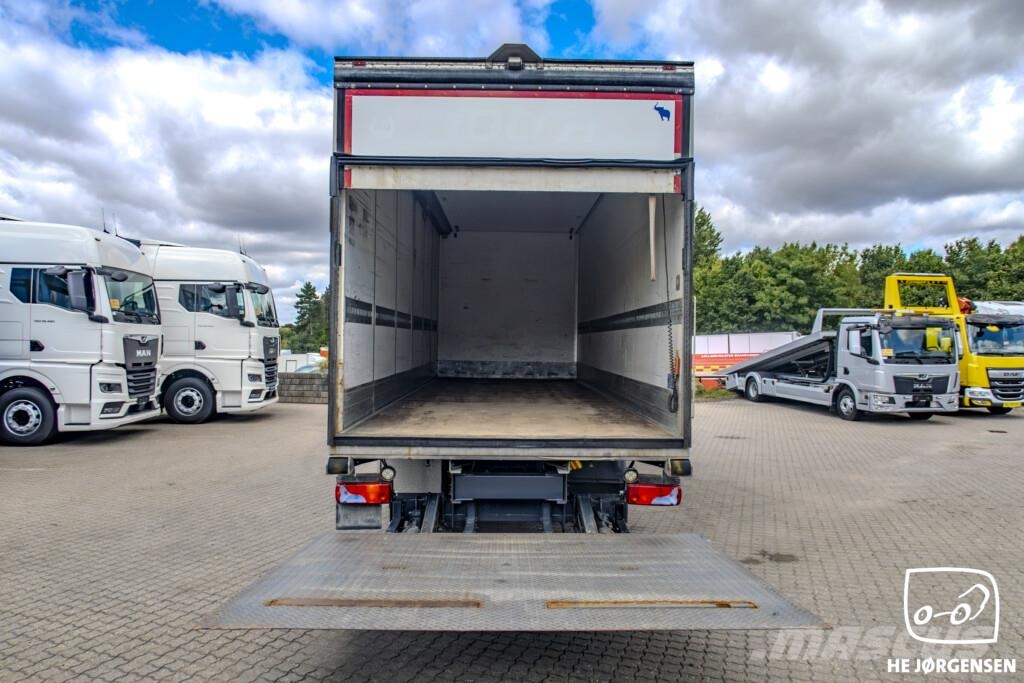 MAN TGM 18.290 4x2 LL Box/Lift m. Foldedøre (18-paller Sanduk kamioni