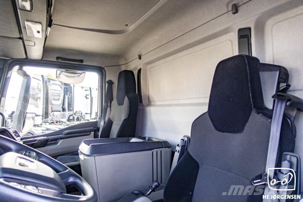 MAN TGM 26.320 6x2*4 LL CH Box/Lift (23-Pallers) Kofferaufbau