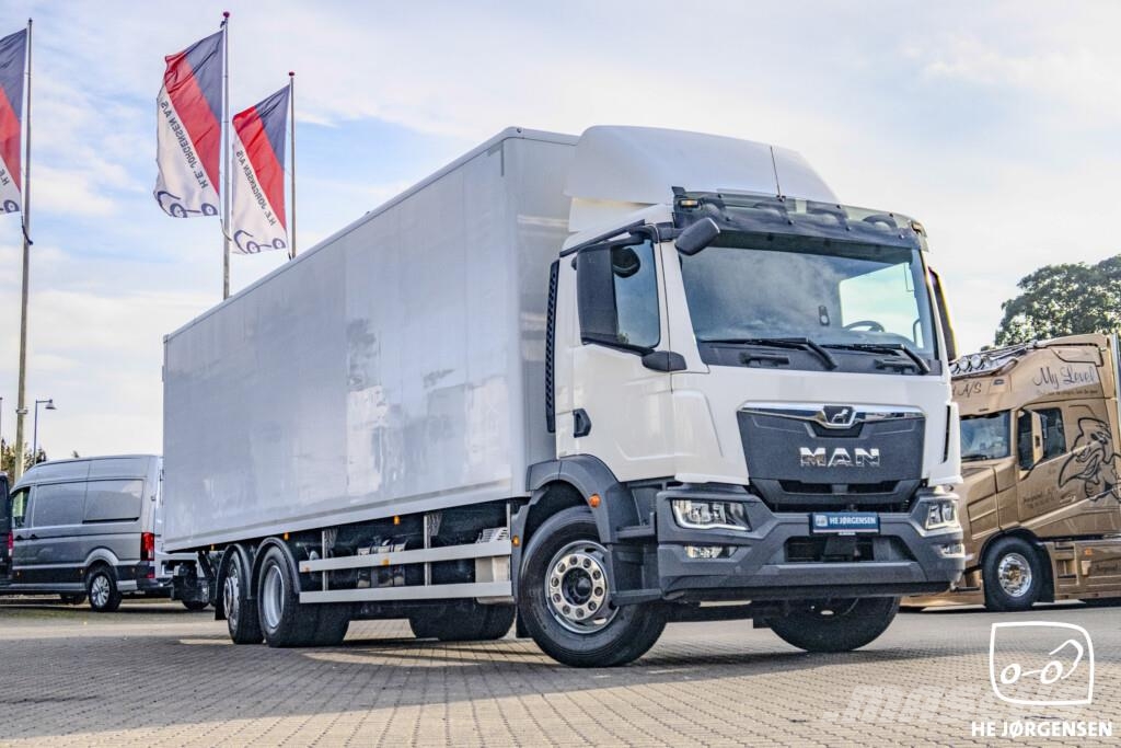 MAN TGM 26.320 6x2*4 LL CH Box/Lift (23-Pallers) Kofferaufbau