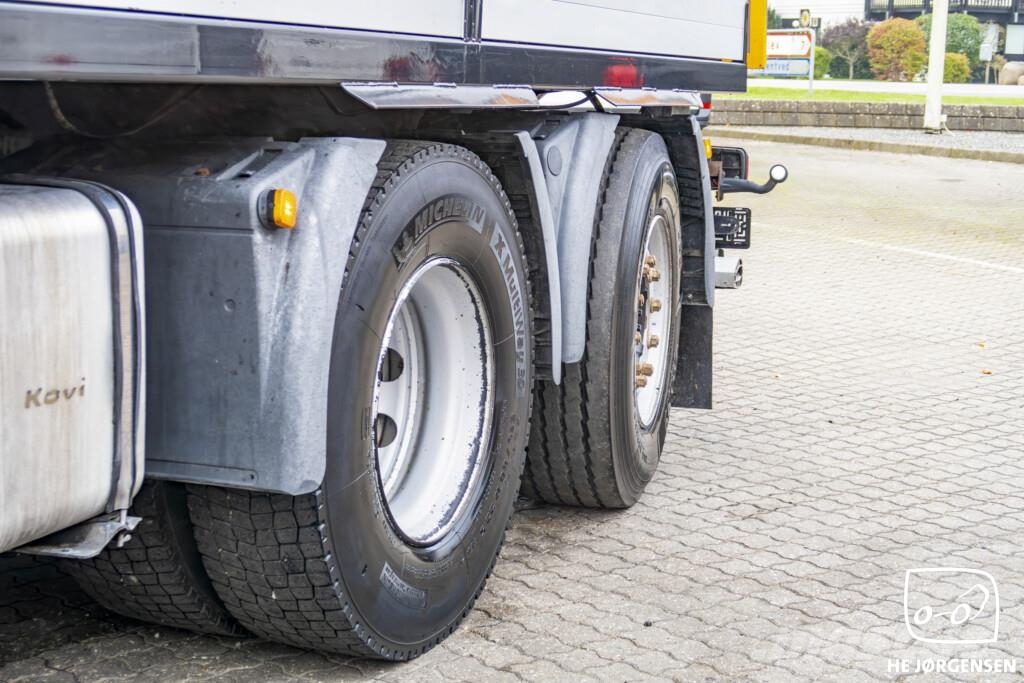 MAN TGS 35.420 8x2-6 BL m. Asfaltkasse/Kran شاحنات الرافعات