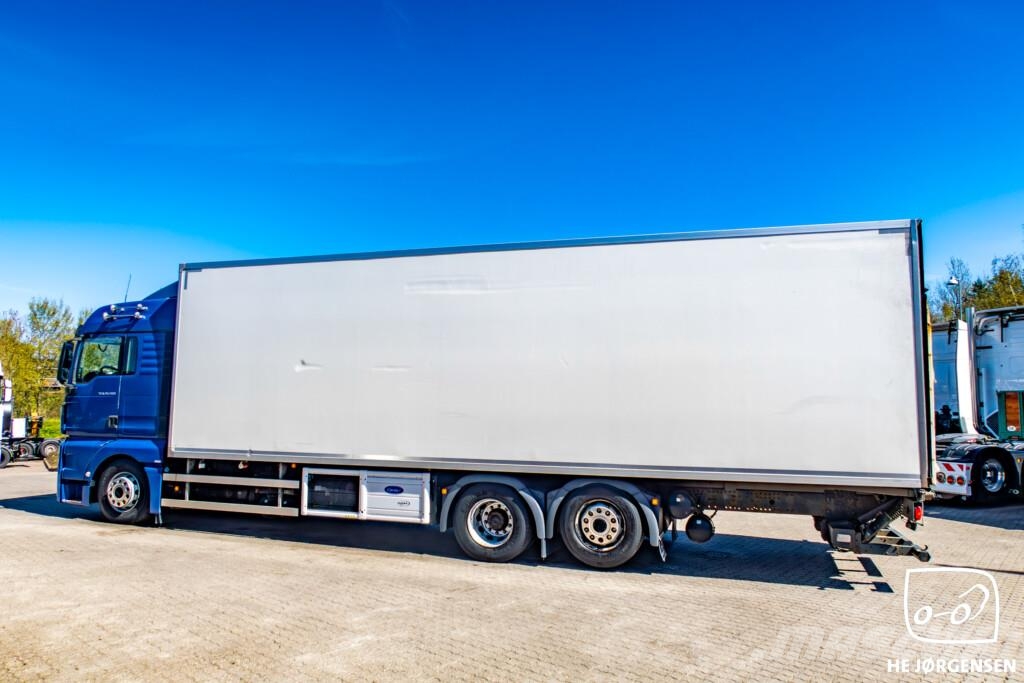 MAN TGX 26.500 6x2*4 LL m. Box/Lift Kølebil (23-paller Bakwagens met gesloten opbouw