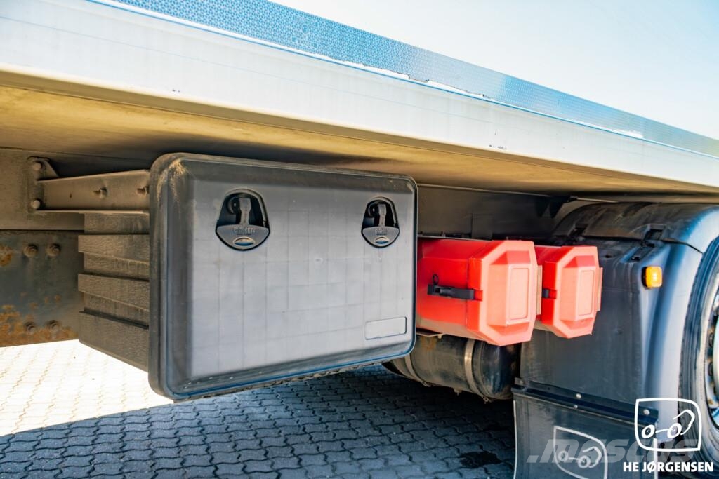 MAN TGX 26.500 6x2*4 LL m. Box/Lift Kølebil (23-paller Bakwagens met gesloten opbouw